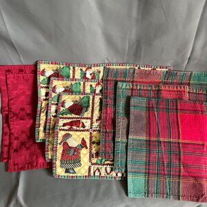 Set Of 6 Vintage Holiday Fabric Placemats With Santa Plaid & Textured Red Patter